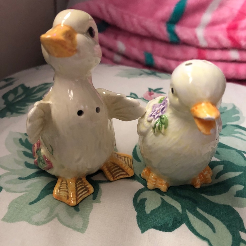 Avon Duck Salt and Pepper Shakers